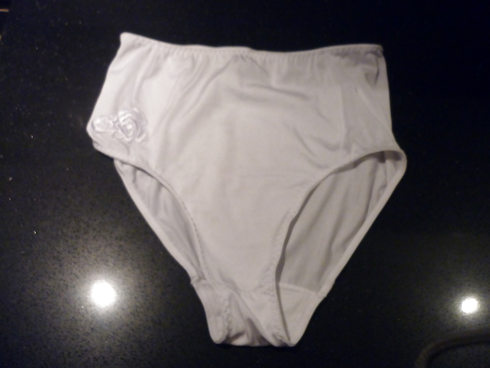 29.12.10: Borrow Wilma's Undies #2284323