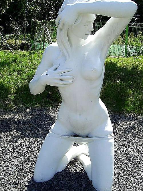 Big Erotic Sculptures 1 - Korean Erotic Parc #10315610