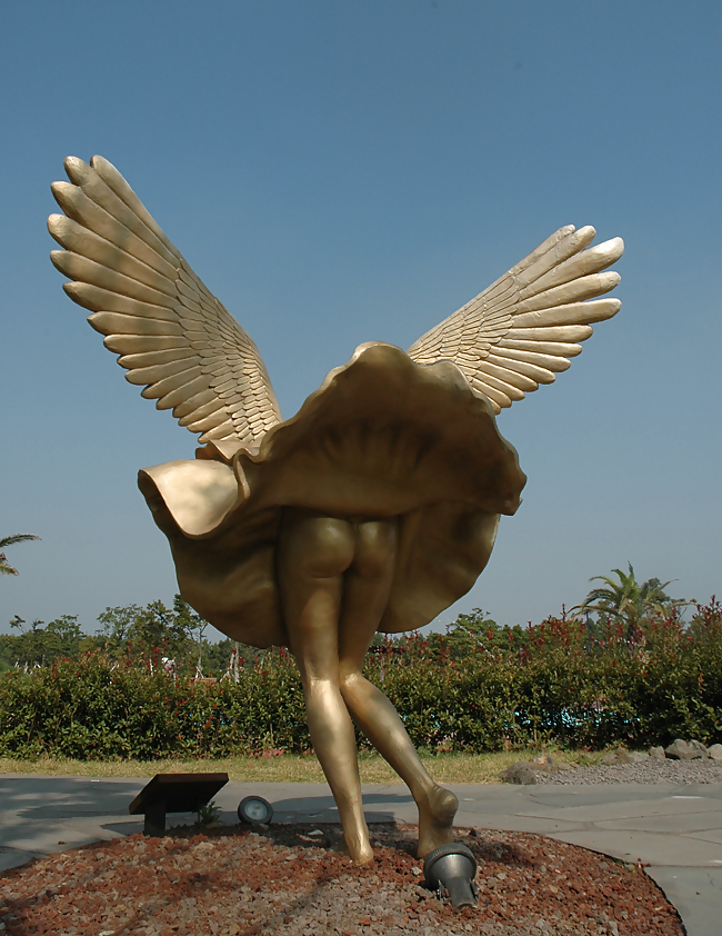 Grandi sculture erotiche 1 - parco erotico coreano
 #10315634