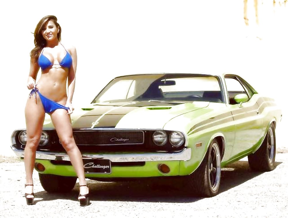 24-FAST CARS AND BABES #8979012