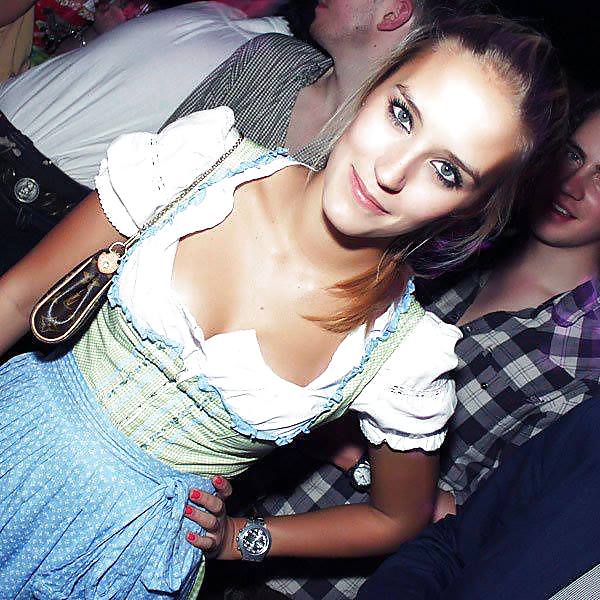 Chicas para cum y comentario - dirndl especial - parte 2
 #21270655