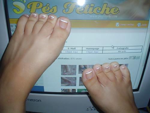 ナターシャ-セクシーなブラジリアンの足
 #18072608