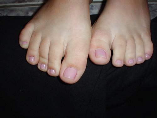 ナターシャ-セクシーなブラジリアンの足
 #18072637