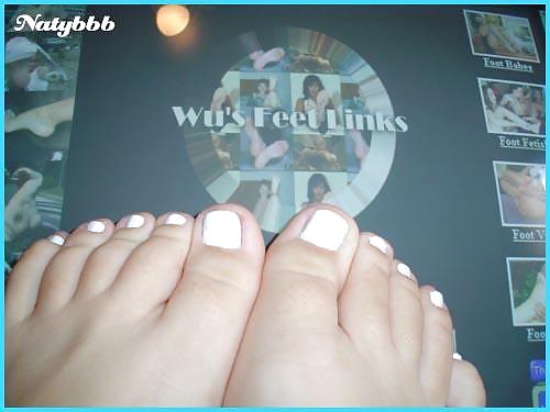 ナターシャ-セクシーなブラジリアンの足
 #18072677