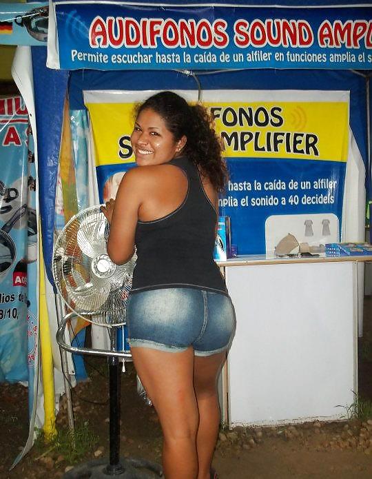 女性 (amiguitas 8)
 #8162668