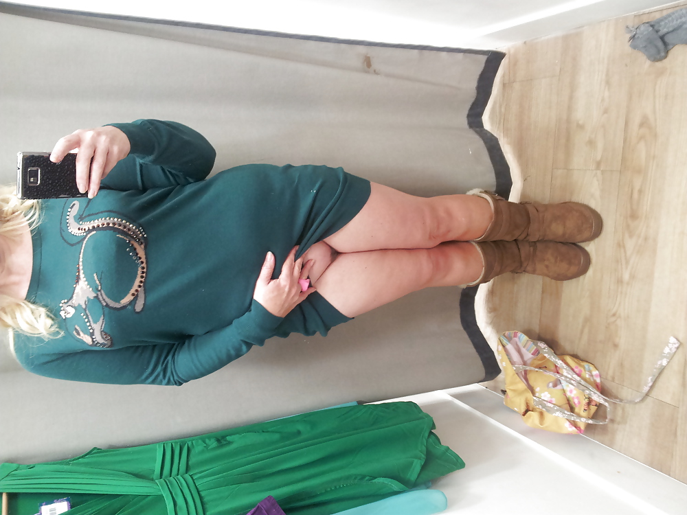 More upskirt fun......
 #11632615