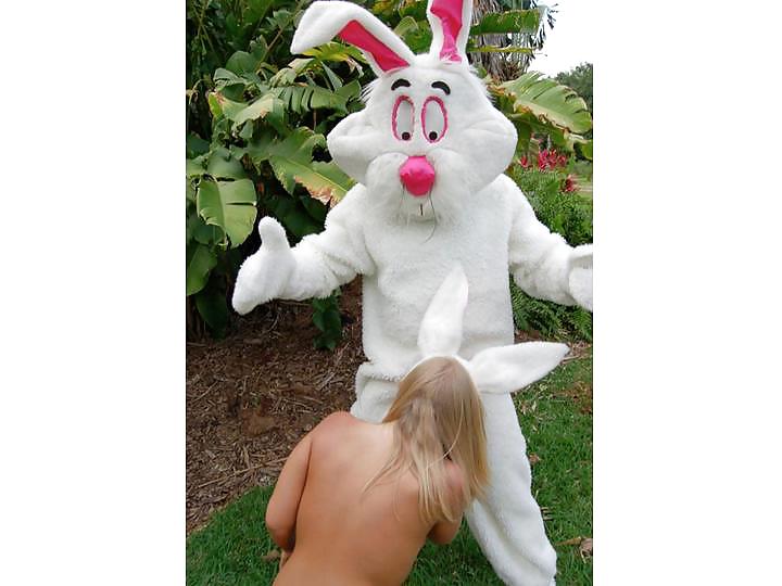 Porno coniglietto di Pasqua felice galleria due
 #18071085
