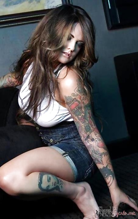 Bellezas tatuadas 2
 #20089595