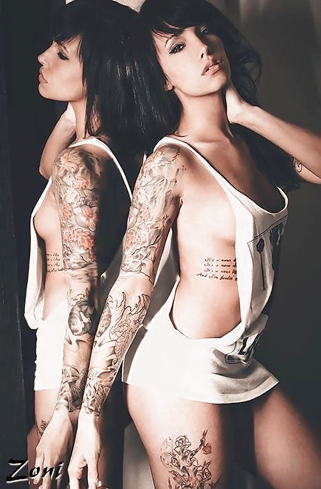 Bellezas tatuadas 2
 #20089838