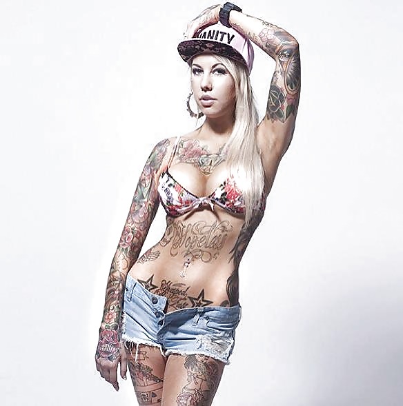 Bellezas tatuadas 2
 #20089914