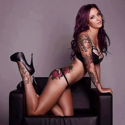 Bellezas tatuadas 2
 #20089956