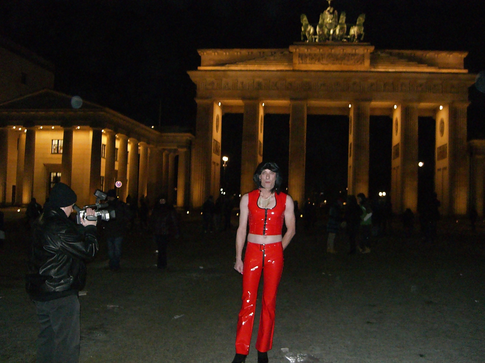 Fetischsilvester en berlin-teil2
 #16248398