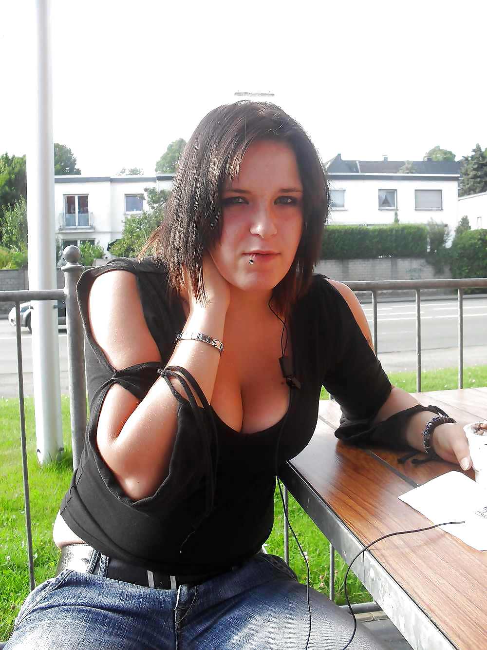 Welche Wollt Ihr Ficken? Und Wie? Comments #18448443