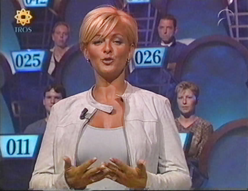 Dutch celeb milf, Caroline tensen  #19915995