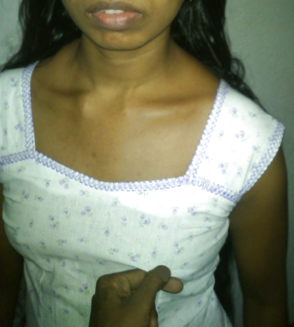 Femme Srilankaise Exposée #21619888