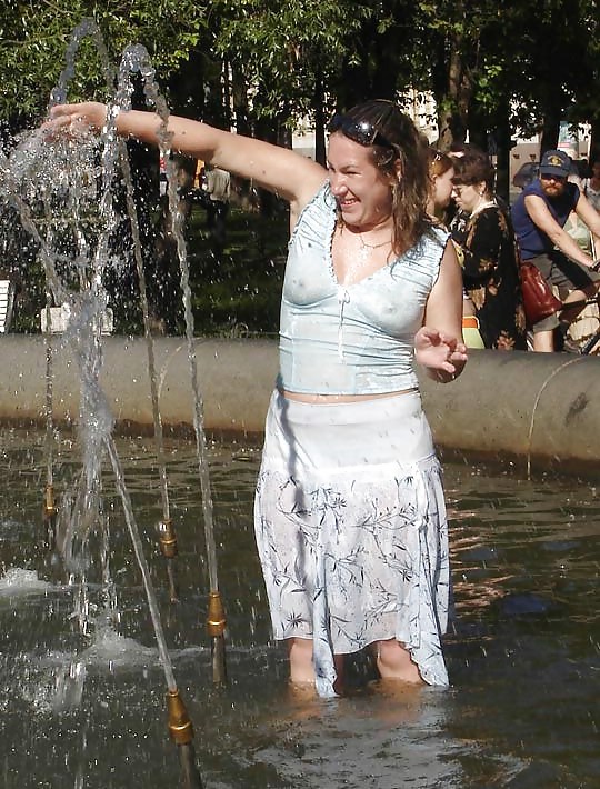 Girls In Water And Fountains 2 #13551761