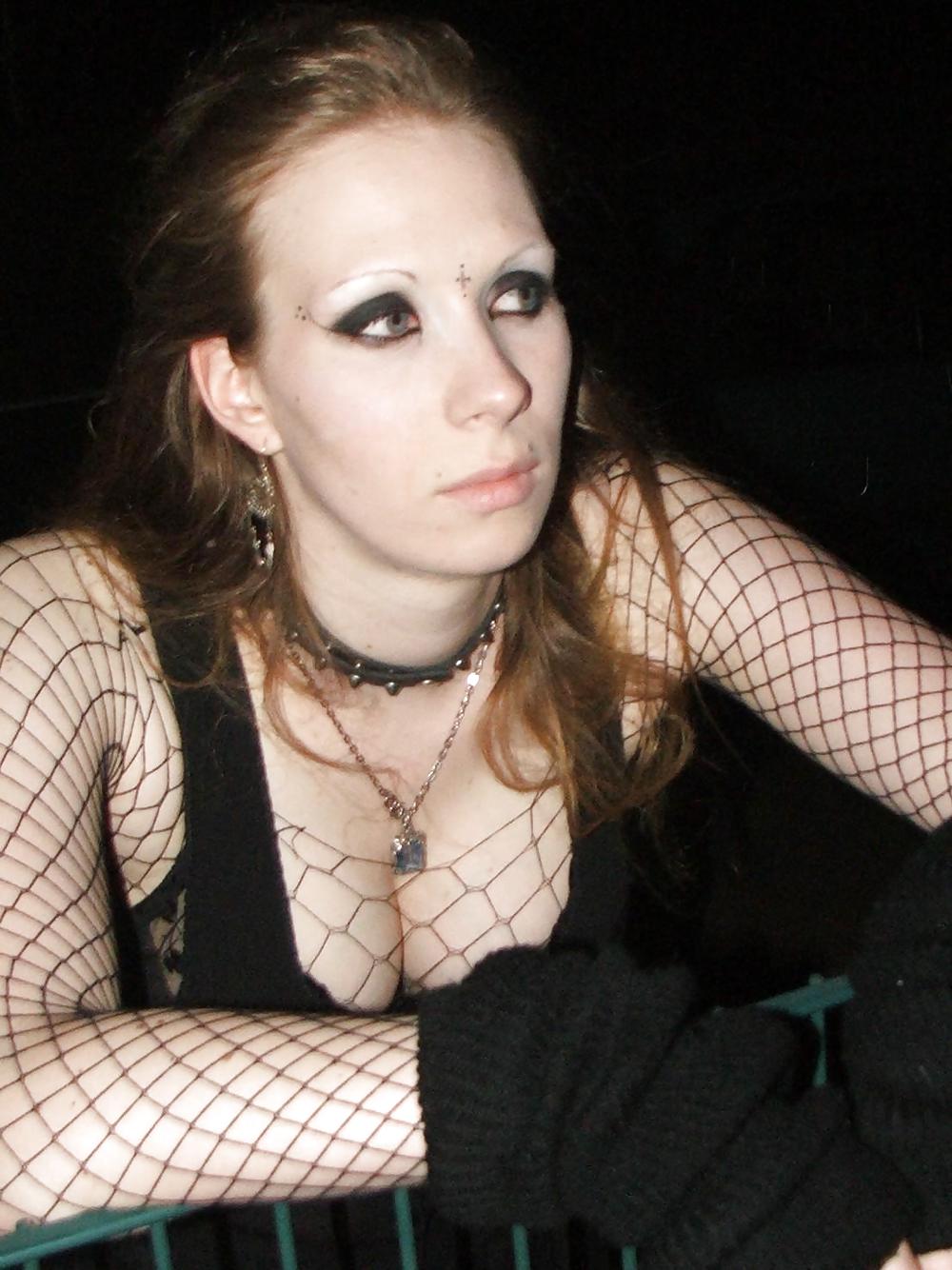 Sexy bionda tedesca gothic teenager
 #18046232