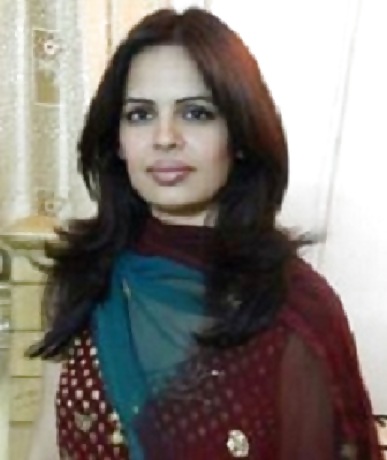 Yummy muslim news readers 2 who wud you fuk? Comment needed
 #15807608