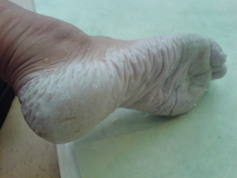 Bianca's wet wrinkled feet  #4479618