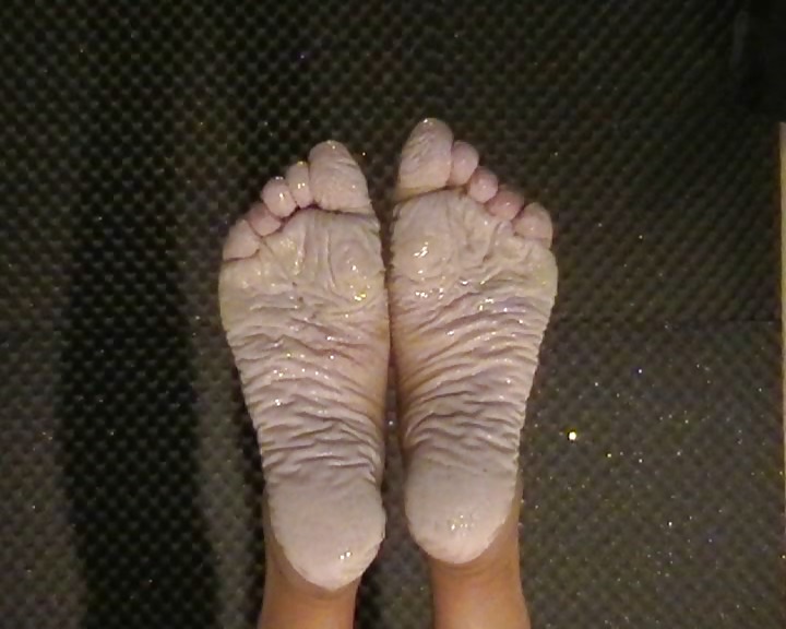 Bianca's wet wrinkled feet  #4479646