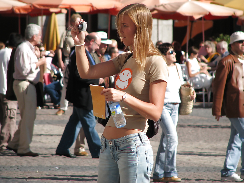 Einen Kurzen Spaziergang Durch Die Stadt 2 #4184812