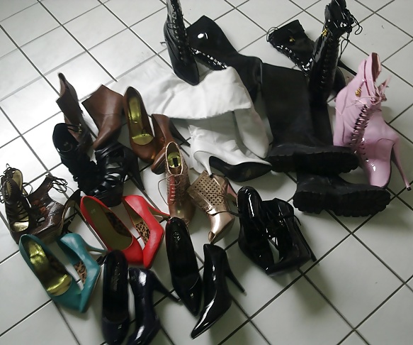 Le mie scarpe, corsetti e giocattoli. sissy cd tv
 #3927005