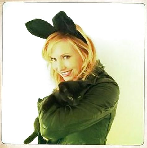 Kari byron (mythbusters) e proxy paige
 #21710647