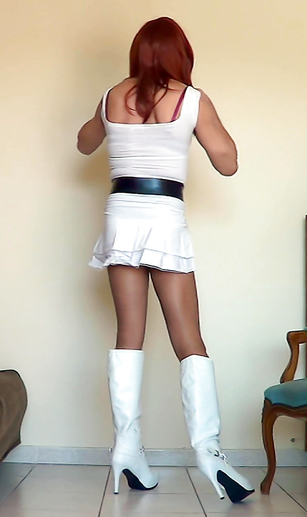 Striptease 2 #22704010