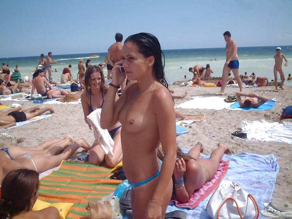 Diversión en la playa 18
 #1347052
