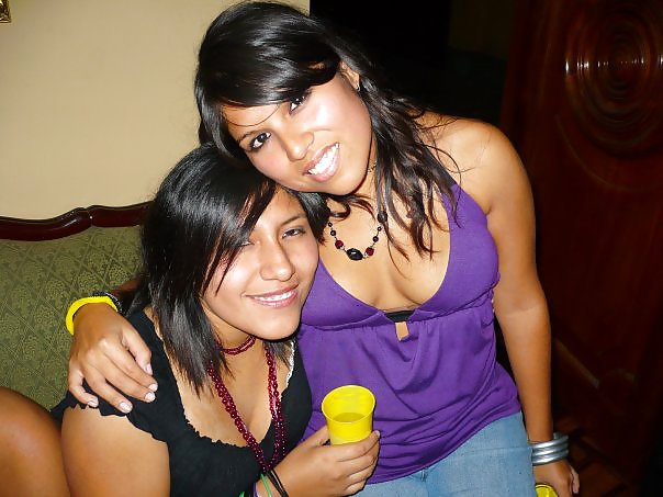 Mujer (amiguitas 53)
 #13760593