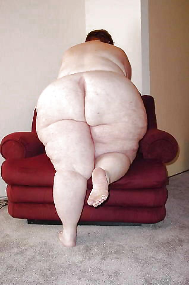 BIG Round & FAT Asses Furniture Posing! #1 #18139045