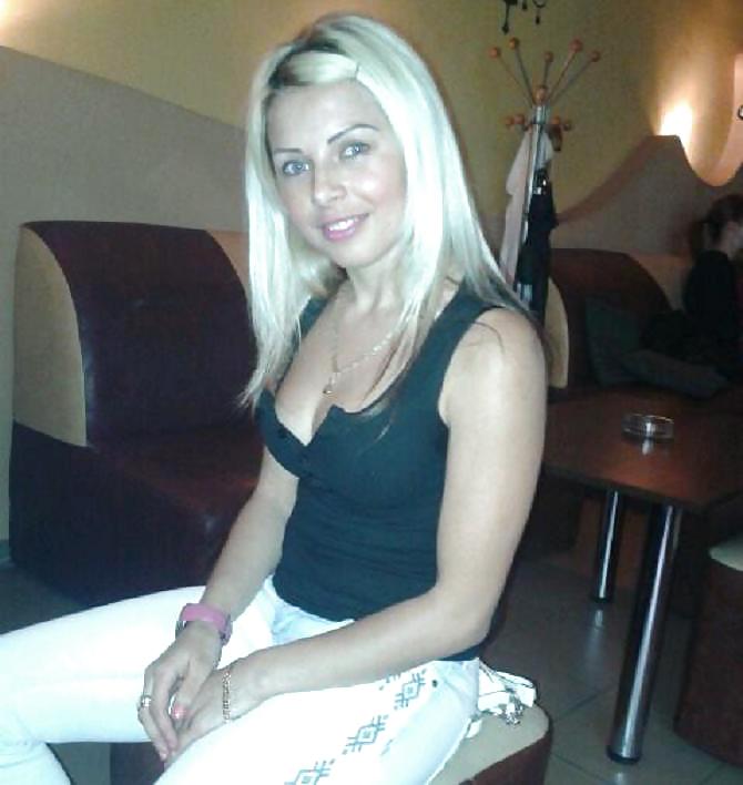 Romanian girl: mya #20611878