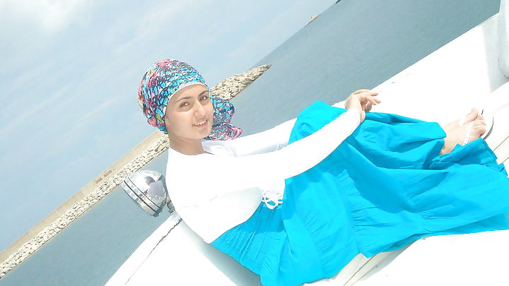 Turkish hijab 2011 ozel seri #4304610