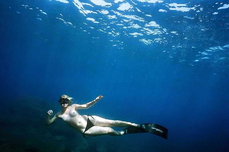 Underneath water #9555420