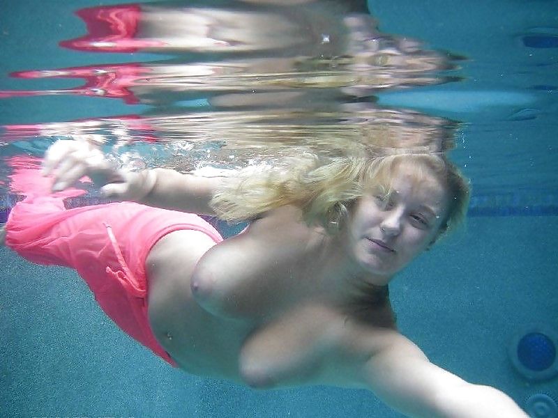 Under water #9555663