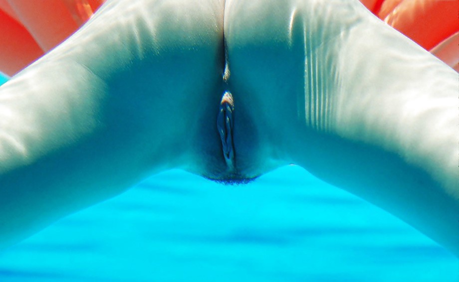 Underneath water #9555701