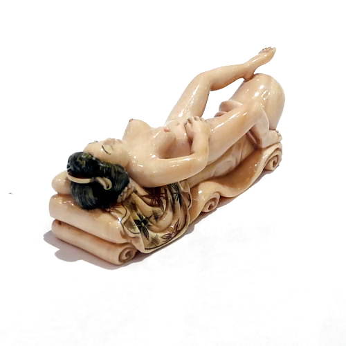 Pequeñas esculturas porno - netsuke japonés y tallas de marfil
 #9200312