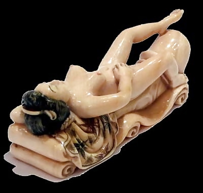 Piccole sculture porno - netsuke giapponesi e sculture in avorio
 #9200396