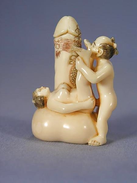Pequeñas esculturas porno - netsuke japonés y tallas de marfil
 #9200407