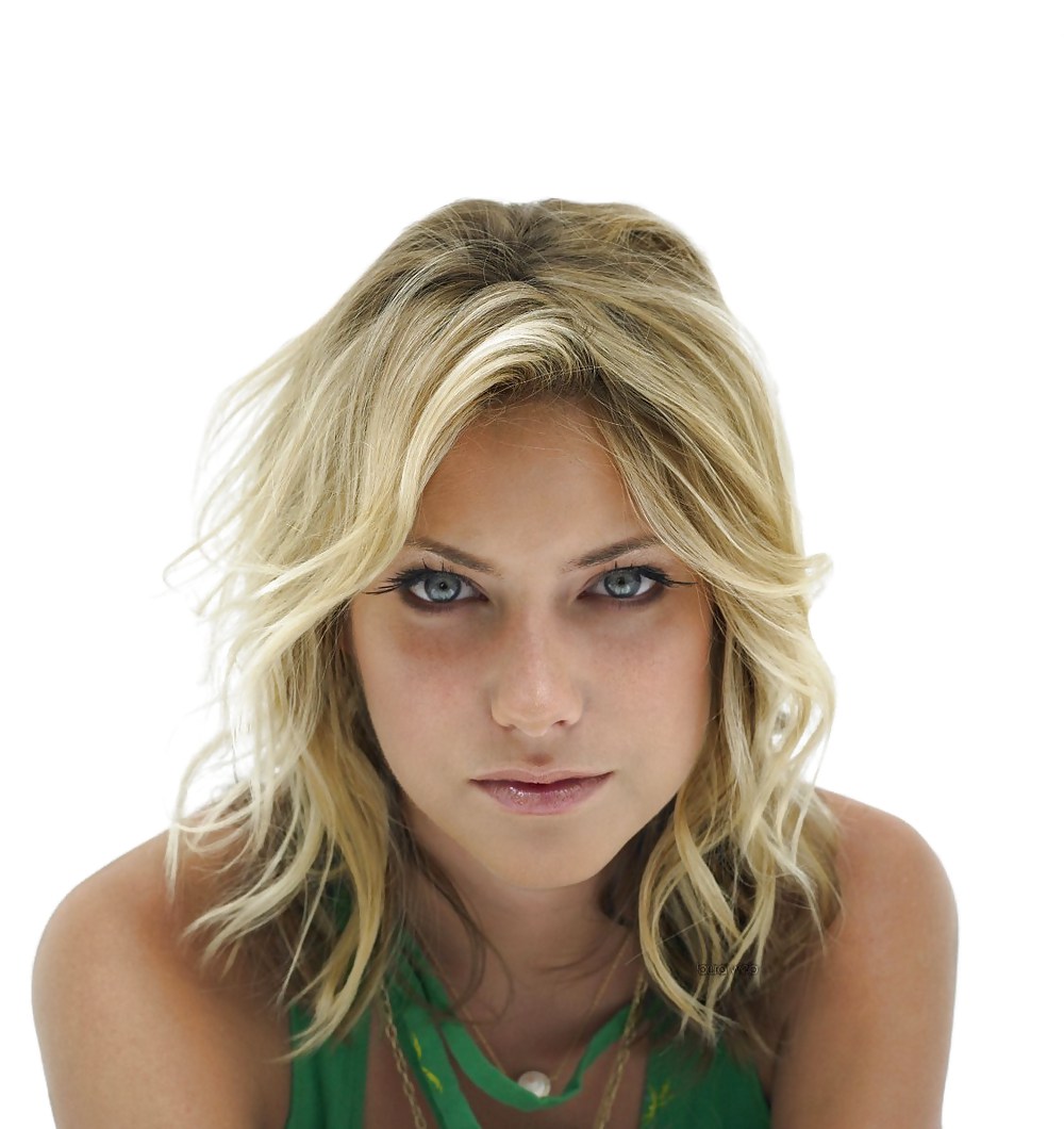 Laura ramsey
 #18627607