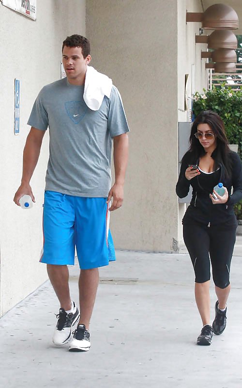Kim Kardashian Verlässt Ein Fitness-Studio In Los Angeles #5187906