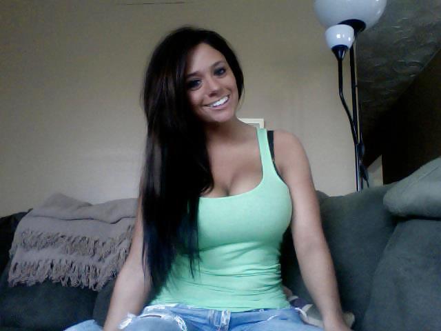 Bretagne 20 Jahre Alt. Riesentitten #7021086