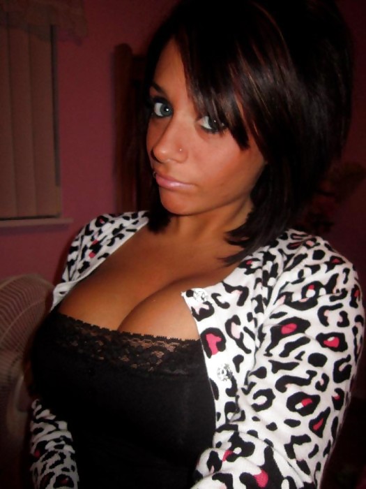 Bretagne 20 Jahre Alt. Riesentitten #7021138