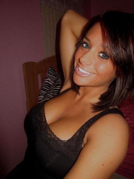 Bretagne 20 Jahre Alt. Riesentitten #7021141