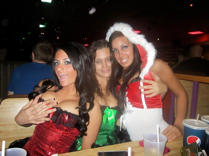 Bretagne 20 Jahre Alt. Riesentitten #7021150