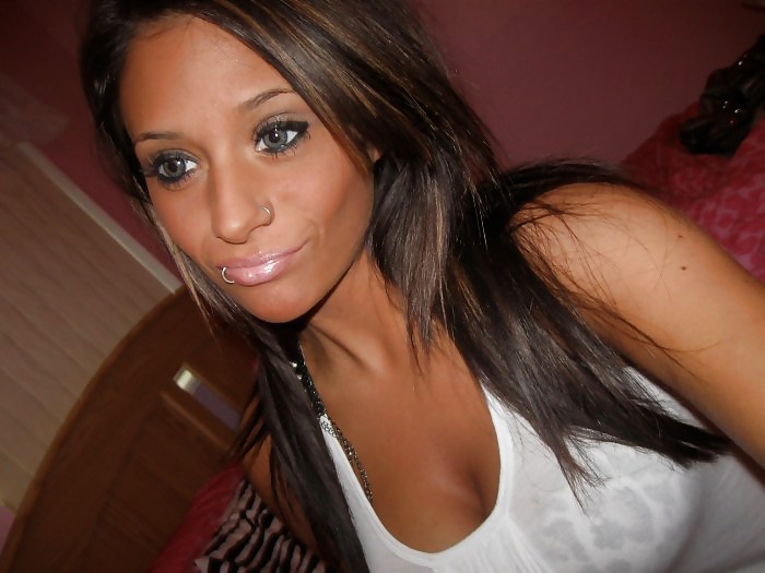 Bretagne 20 Jahre Alt. Riesentitten #7021194