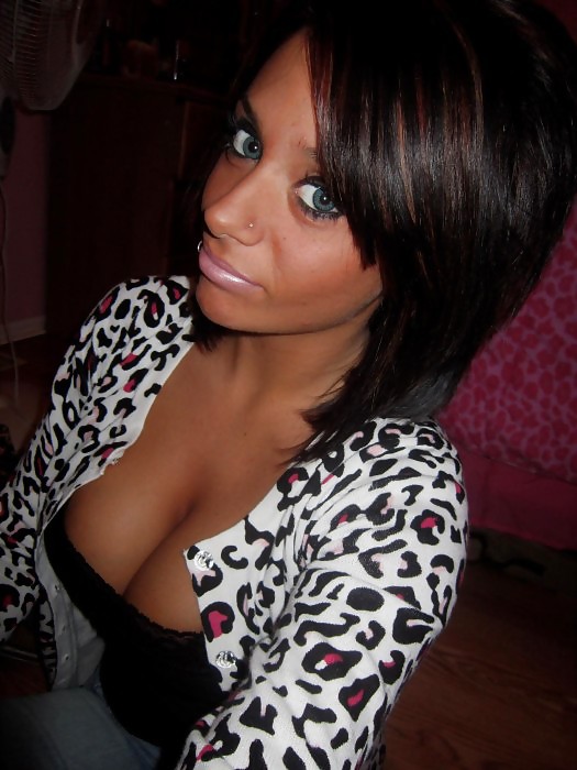 Bretagne 20 Jahre Alt. Riesentitten #7021204