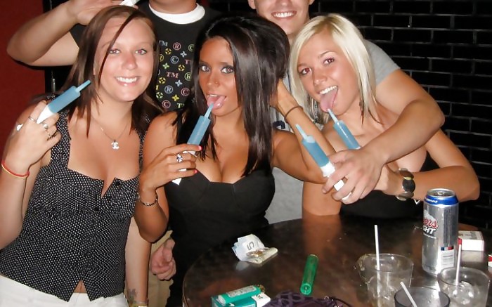 Bretagne 20 Jahre Alt. Riesentitten #7021213