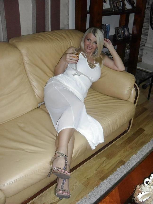 Amazing blonde bombshell milf nn #20440059