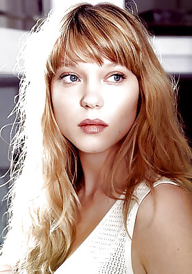 LEA SEINDOUXX #19344494